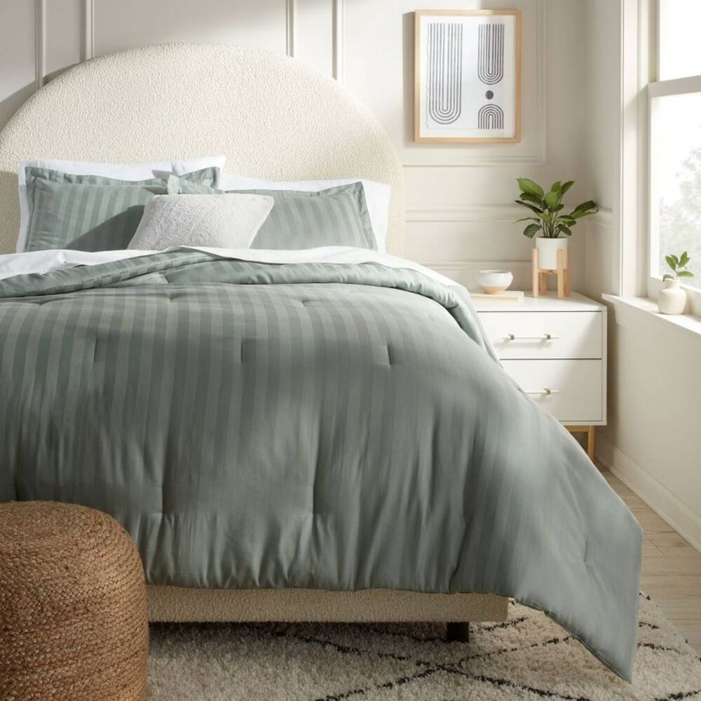Open Box - Threshold - 3pc King Luxe Striped Damask Comforter and Sham Se Green